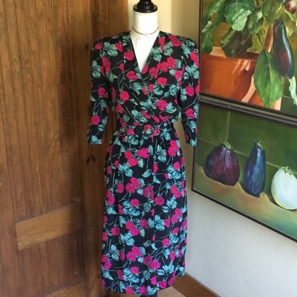 ❤️ Vintage Floral Dress ❤️
